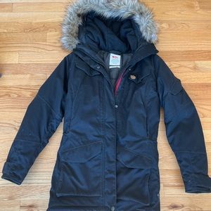Fjallraven Nuuk Parka W Black XXS